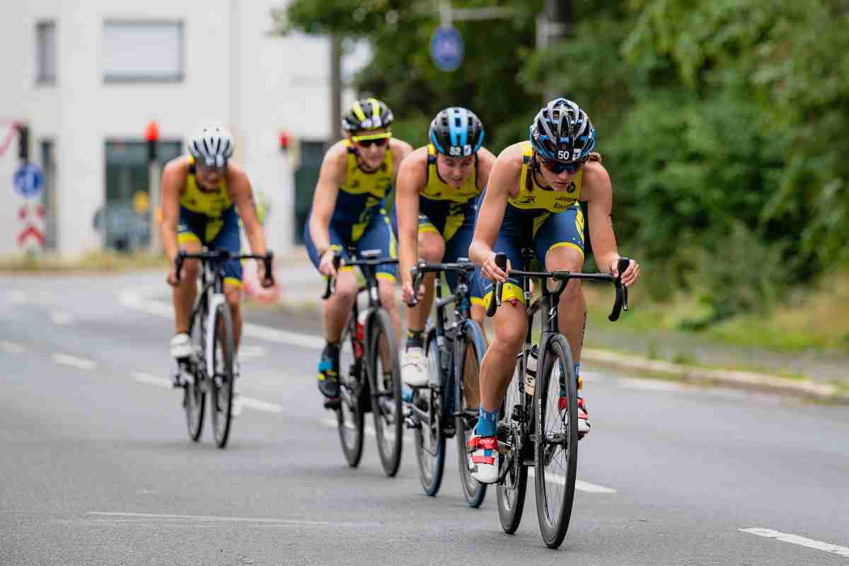 come scegliere la bici da donna corsa