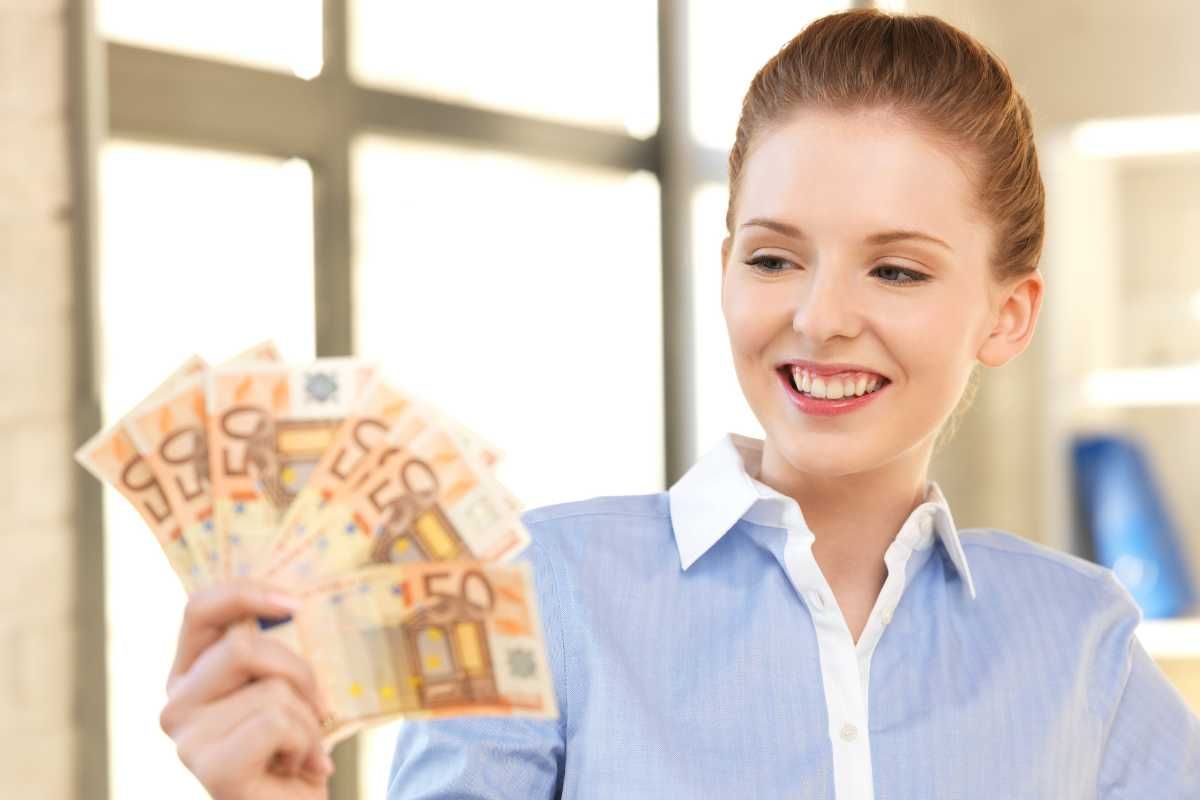 Volete aumentare lo stipendio ogni mese? Sfruttate questo trucchetto dei CAF